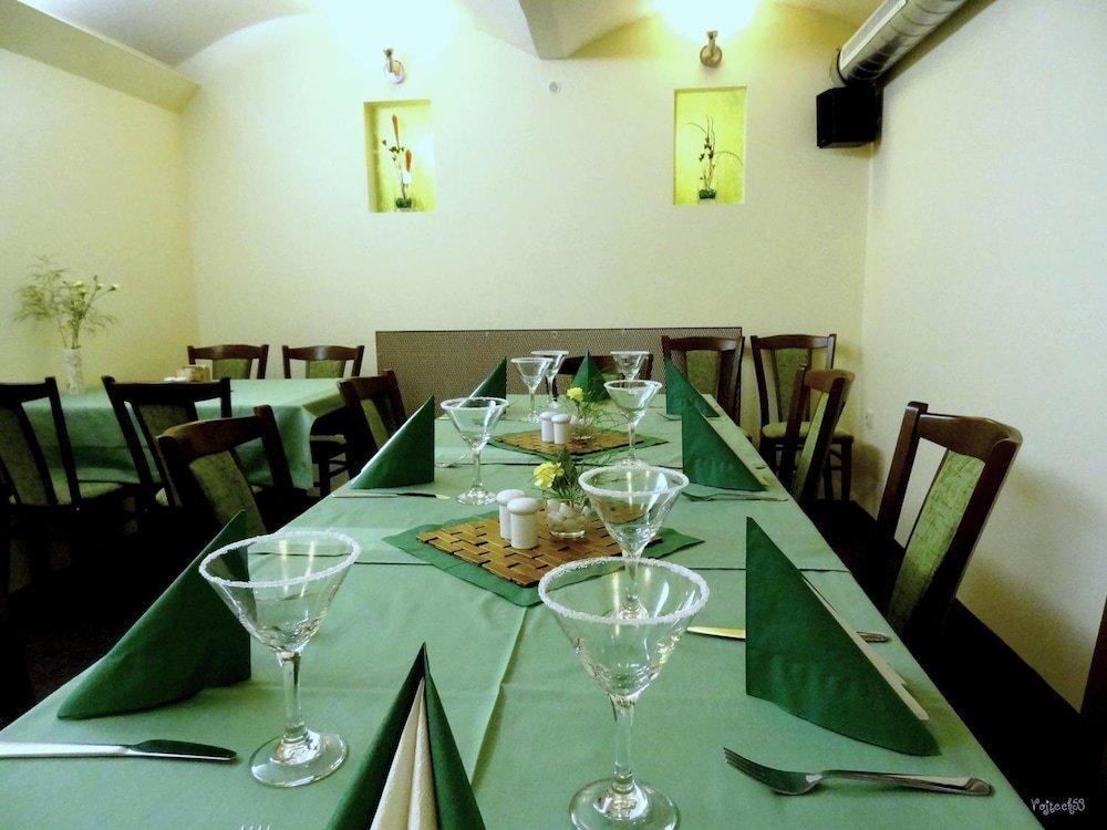 Hotel Pyramida Μπρνο Εξωτερικό φωτογραφία