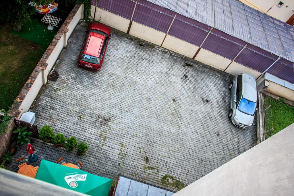Hotel Pyramida Μπρνο Εξωτερικό φωτογραφία