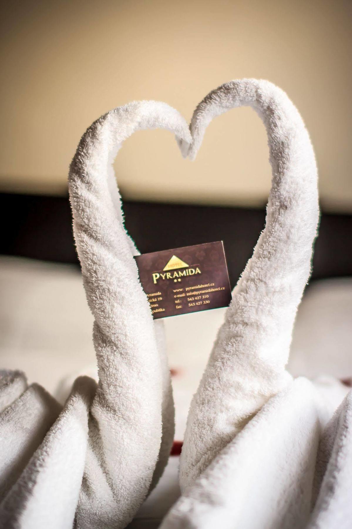 Hotel Pyramida Μπρνο Εξωτερικό φωτογραφία