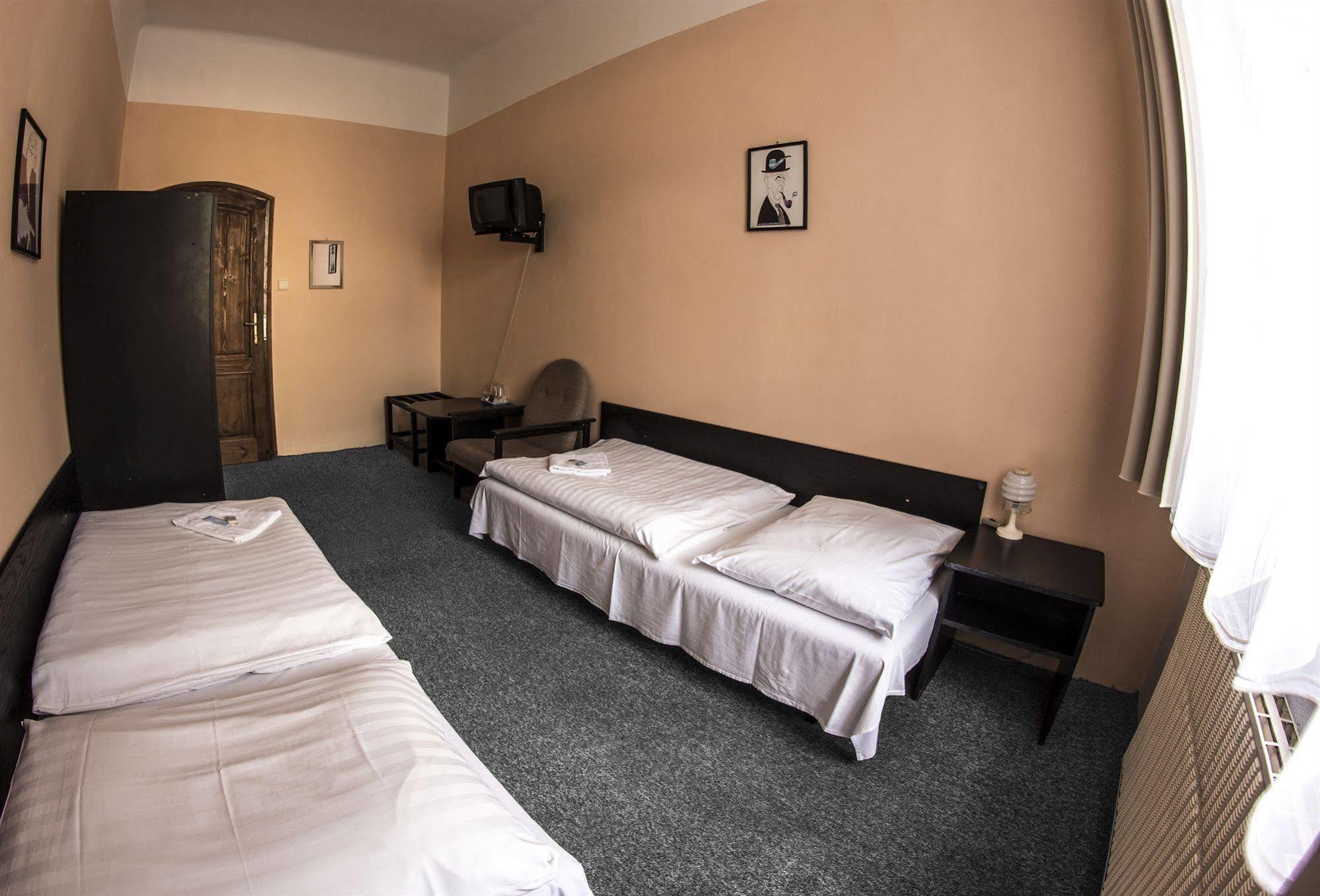 Hotel Pyramida Μπρνο Εξωτερικό φωτογραφία
